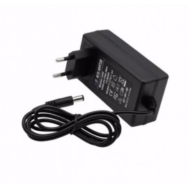 آداپتور 15 ولت 3 آمپر